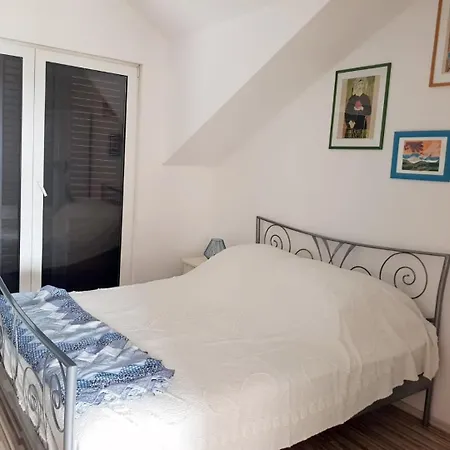 Majica Apartamento